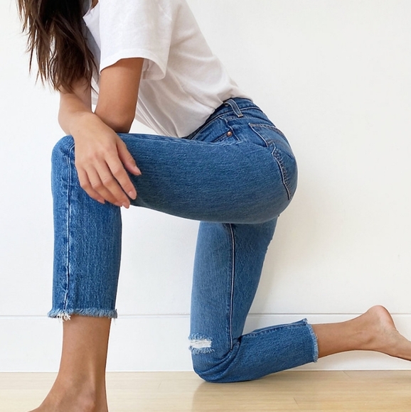 Levi's WEDGIE Premium High Rise  Jeans size 25 - Picture 6 of 10